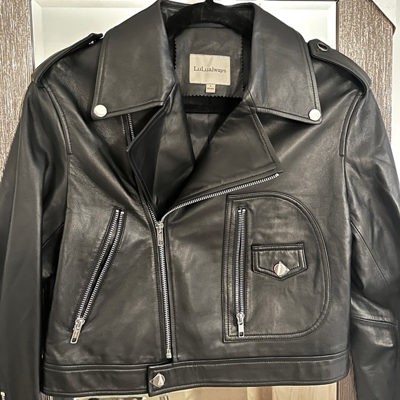 Short Style Soft Leather Jacket - Picture 1 of 6